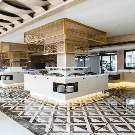 Emre Beach & Emre Hotel 말마리스