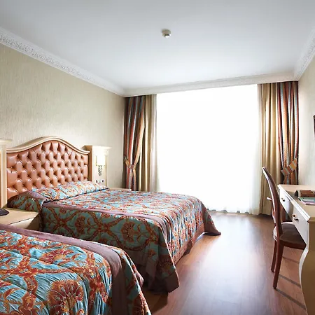 Emre Beach & Emre Hotel 4*