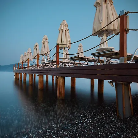 Emre Beach & Emre Hotel 호텔 말마리스