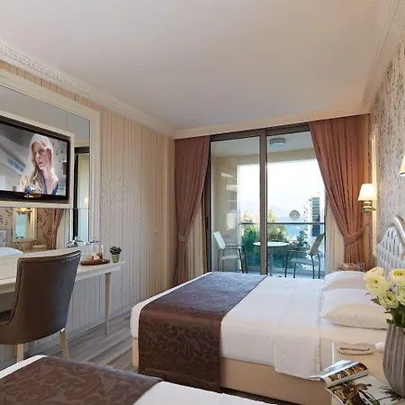 Hotel Emre & Emre 4*