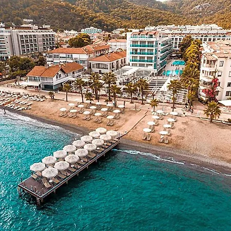 Emre Beach & Emre Hotel 호텔 말마리스