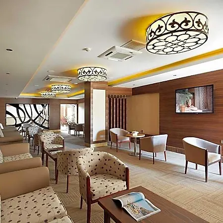 Emre Beach & Emre Hotel 호텔 말마리스