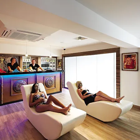 Emre & Emre Отель