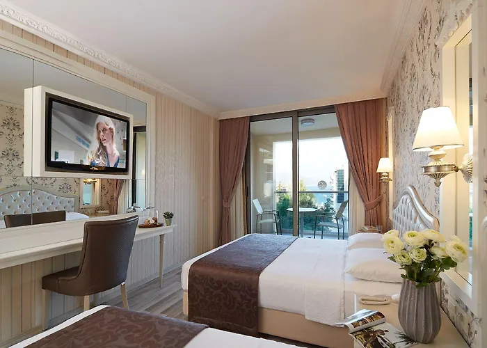 Hotel Emre Beach&emre 4*