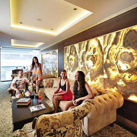 Emre & Emre Hotel 4*